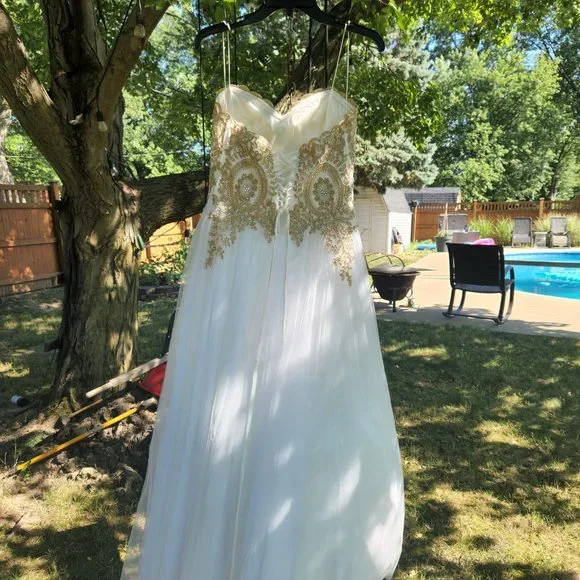 White and Gold Prom Dress, Size 13 - Picture 2 of 3